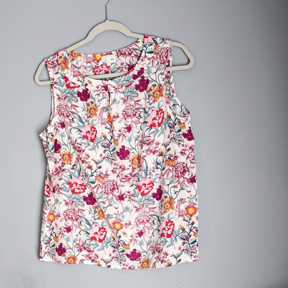 Talbots Tops - 🧚🏻🧚🏻Floral Sleeveless blouse